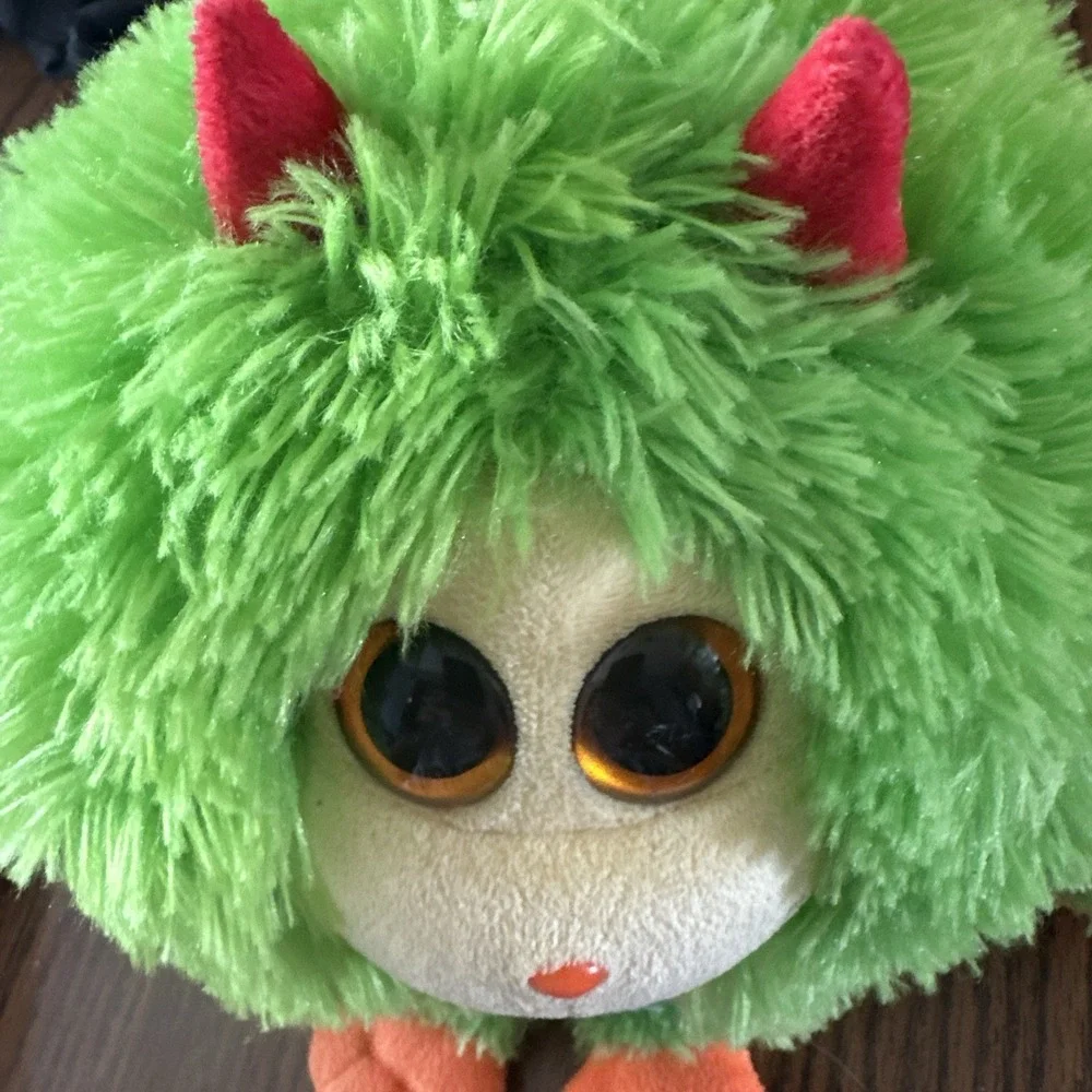 Ty Beanie Baby Monstaz Maxine Fuzzy Green Monster Plush Stuffed Animal No Sound